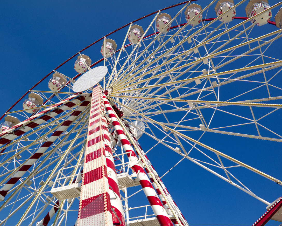 photograph of a Ferris wheel